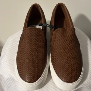 Zara men leather shoe, color brown, size 6 men.